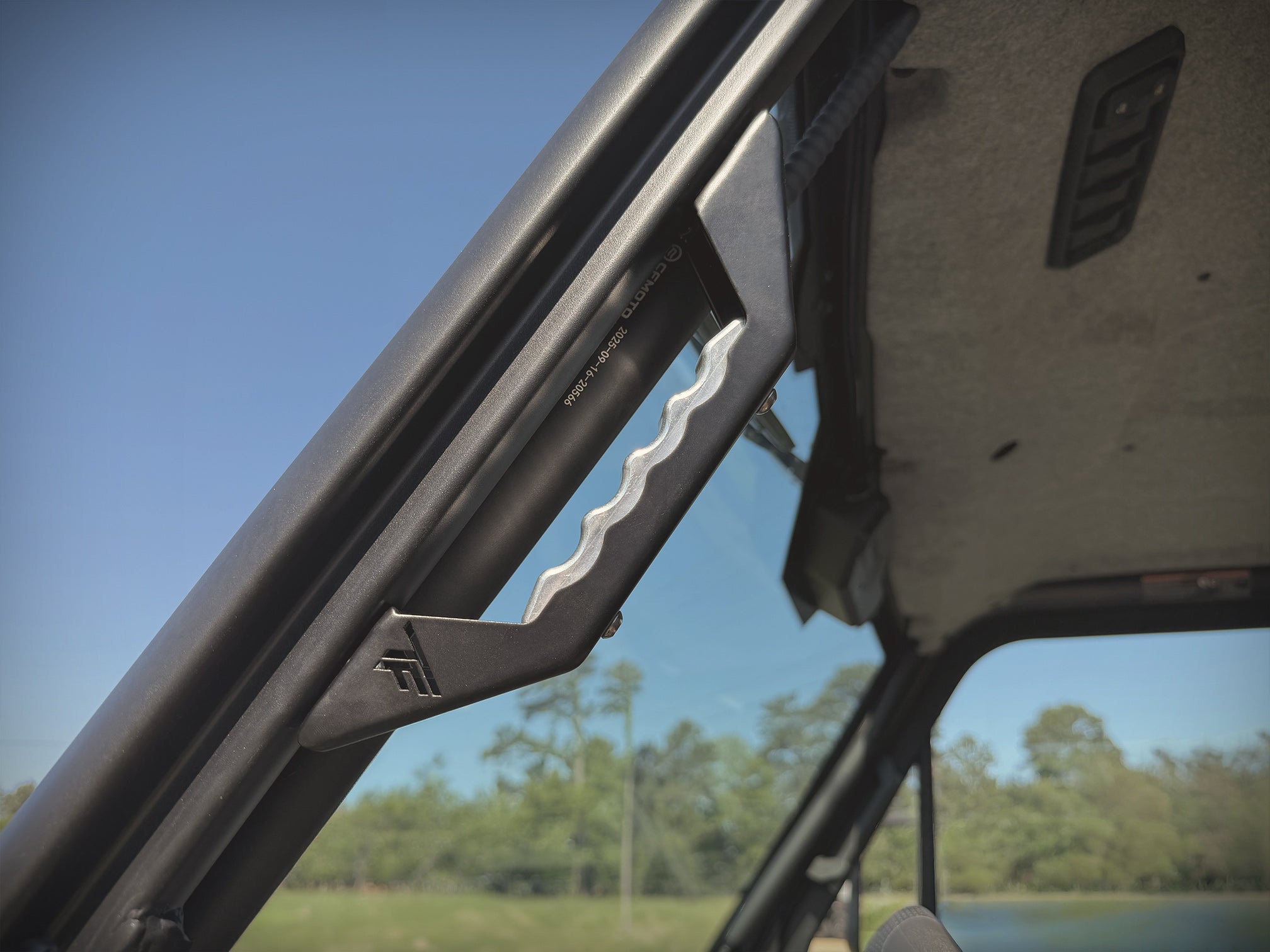 CFMOTO UForce U10 Pro Front Grab Handle (Pair)