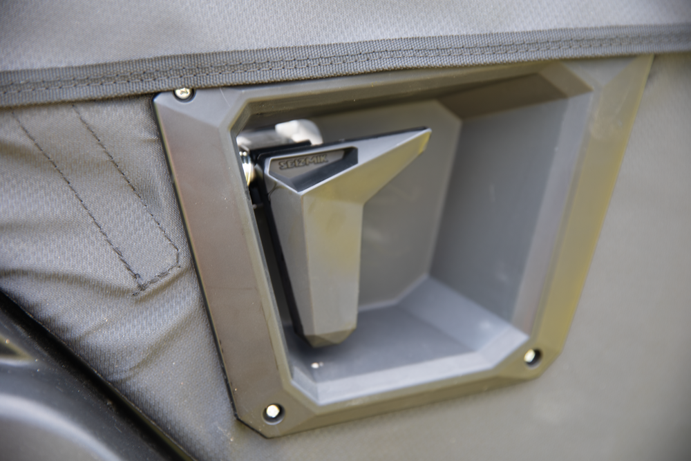 Seizmik Frame Door Kit